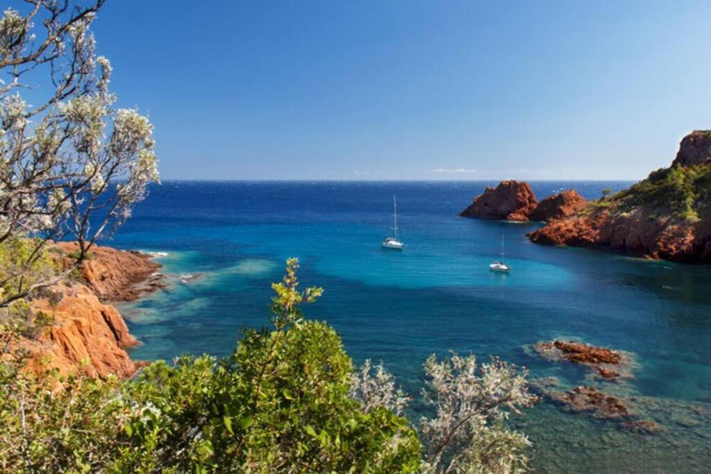 Dans Un Cadre D'Exception, Vue Mer Panoramique A Agay Cote D'Azur, Village Vacances Cap Esterel, T2 Avec Jardin, Golf, Climatisation, Wifi, 5 Piscines Saint-Raphaël Екстериор снимка