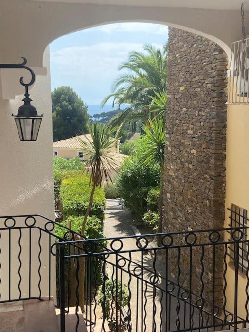 Dans Un Cadre D'Exception, Vue Mer Panoramique A Agay Cote D'Azur, Village Vacances Cap Esterel, T2 Avec Jardin, Golf, Climatisation, Wifi, 5 Piscines Saint-Raphaël Екстериор снимка