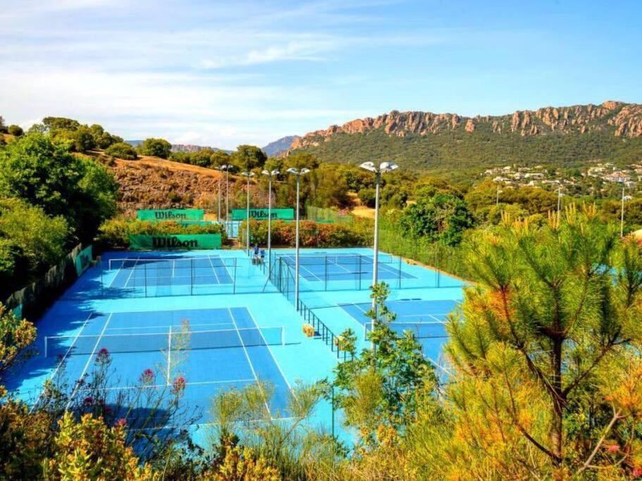 Dans Un Cadre D'Exception, Vue Mer Panoramique A Agay Cote D'Azur, Village Vacances Cap Esterel, T2 Avec Jardin, Golf, Climatisation, Wifi, 5 Piscines Saint-Raphaël Екстериор снимка