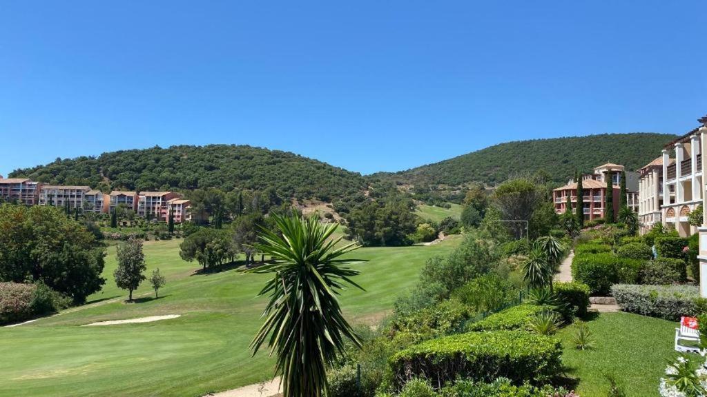 Dans Un Cadre D'Exception, Vue Mer Panoramique A Agay Cote D'Azur, Village Vacances Cap Esterel, T2 Avec Jardin, Golf, Climatisation, Wifi, 5 Piscines Saint-Raphaël Екстериор снимка