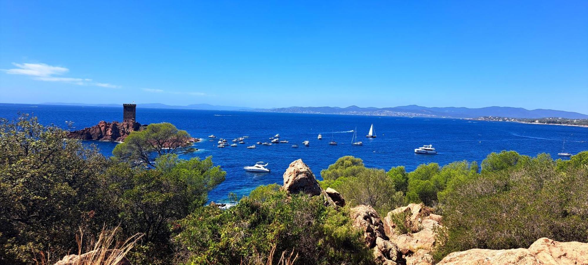 Dans Un Cadre D'Exception, Vue Mer Panoramique A Agay Cote D'Azur, Village Vacances Cap Esterel, T2 Avec Jardin, Golf, Climatisation, Wifi, 5 Piscines Saint-Raphaël Екстериор снимка